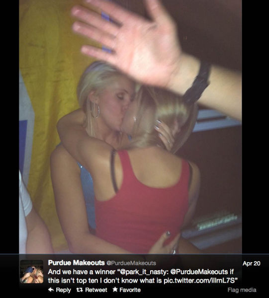 Twitter’s Top College Make-Outs Pics