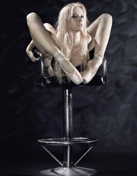 This Bendable Blonde Contortionist Is Sex on Legs