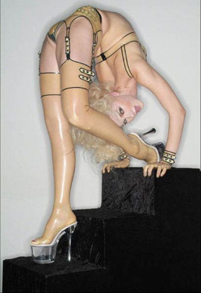 This Bendable Blonde Contortionist Is Sex on Legs