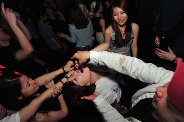The Sexy Debauchery That Happens Inside South Korean Night Clubs