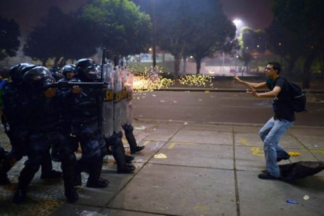 Hard-Hitting Photos That Capture Incredible Moments