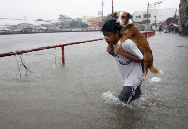 Hard-Hitting Photos That Capture Incredible Moments