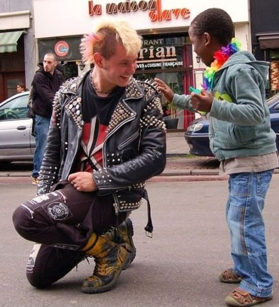 Hard-Hitting Photos That Capture Incredible Moments