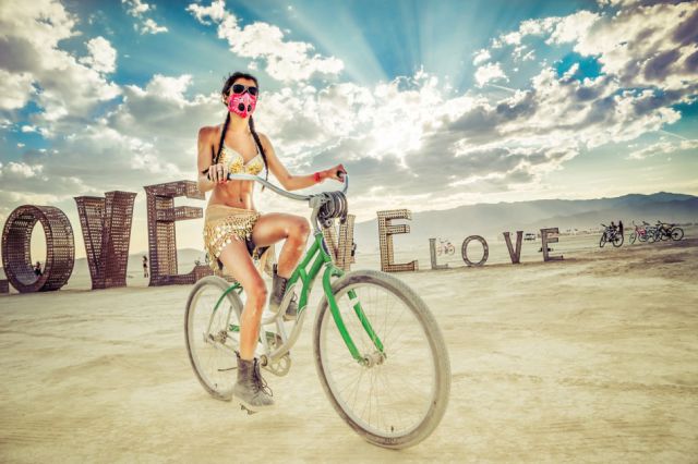Amazing Photos of the Festival Fun at Burning Man 2014