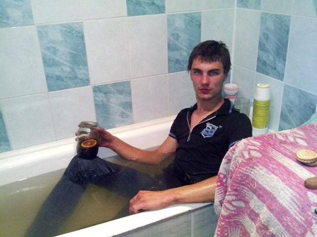 Average Pictures Found on Russian Social Networks