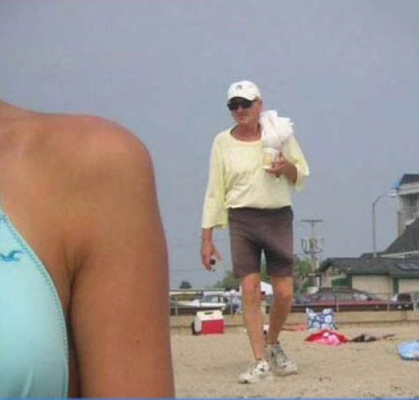 Weird Beachgoers That Will Totally Ruin Your Beach Day