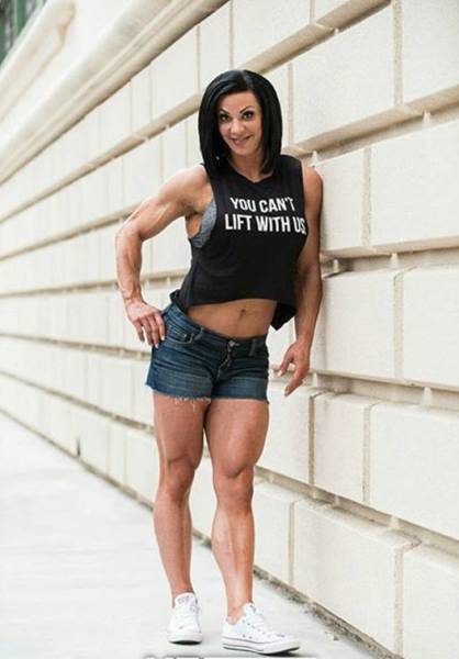 Bodybuilding Makes Women Look Like Men