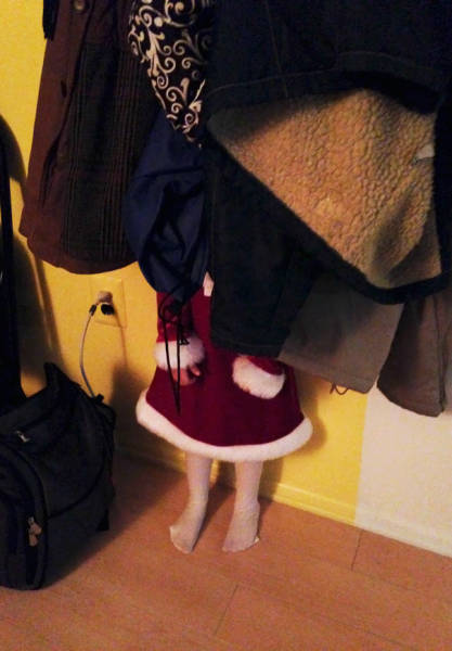 Kids That Totally Suck At Hide And Seek