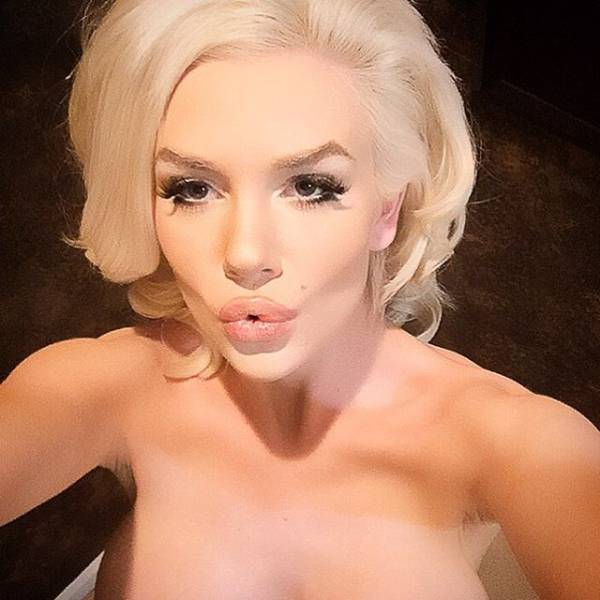 Courtney Stodden With And Without Makeup
