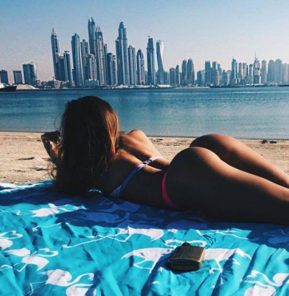 A Booty-full Collection of Girls